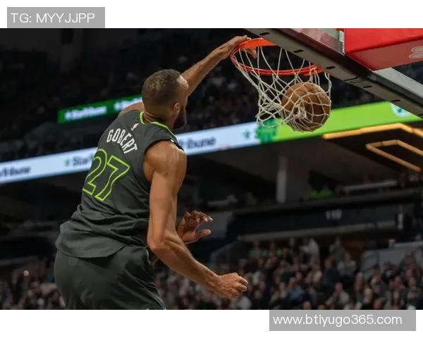 拼尽全力！戈贝尔全能表现助球队赢得关键胜利